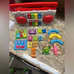 Yo Gabba Gabba Ghettoblaster DJ Lance Mega Bloks 85008